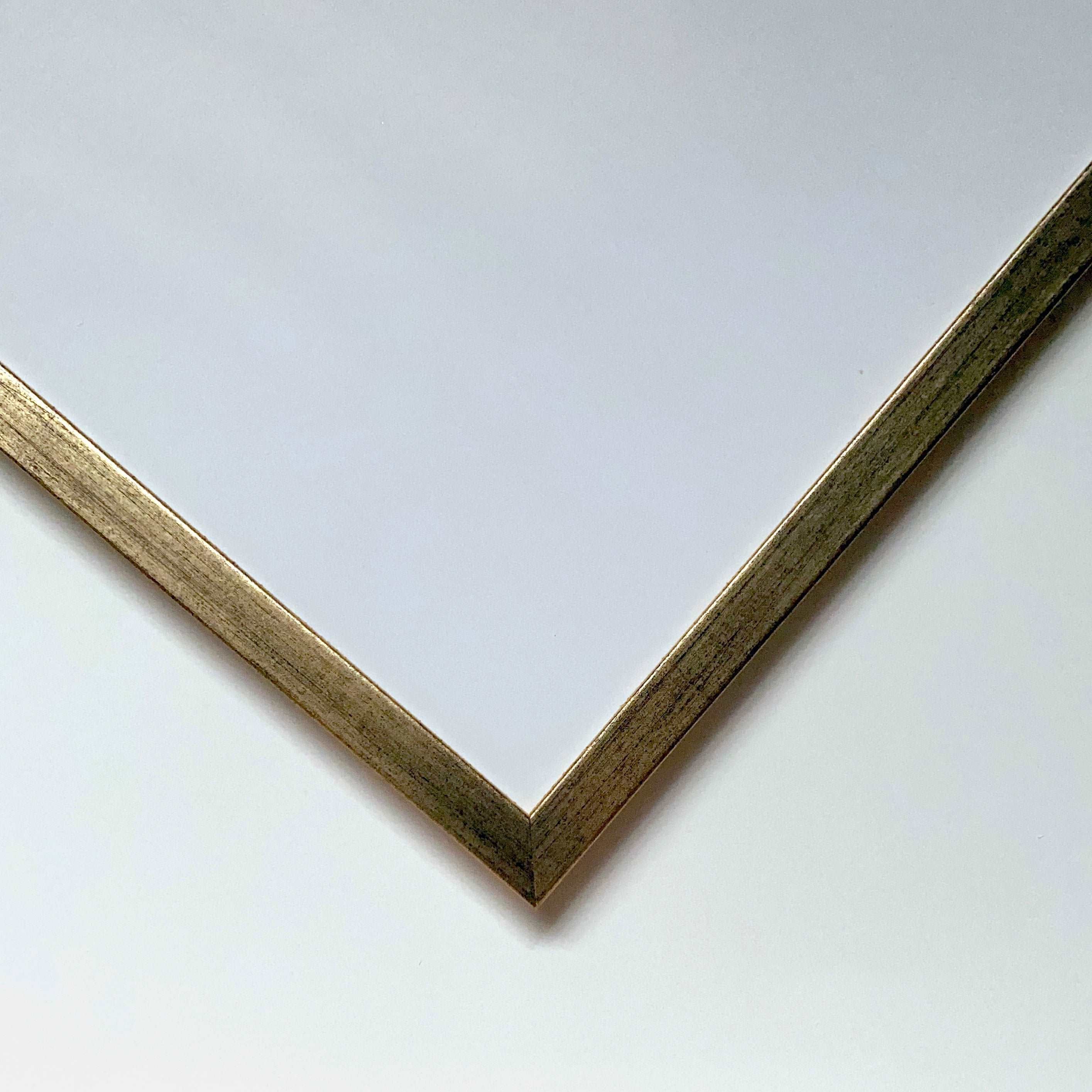 Frame A3 Gold  -  Add sophistication to your posters